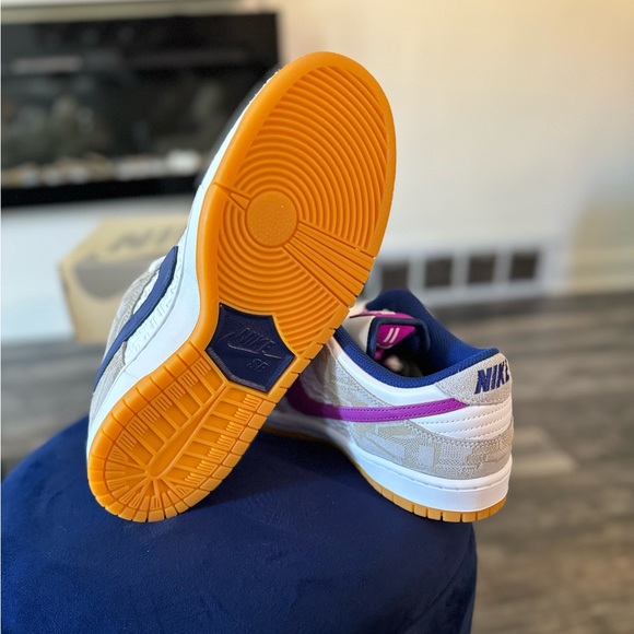 NIKE SB DUNK LOW PRM RL - Picture 2 of 8